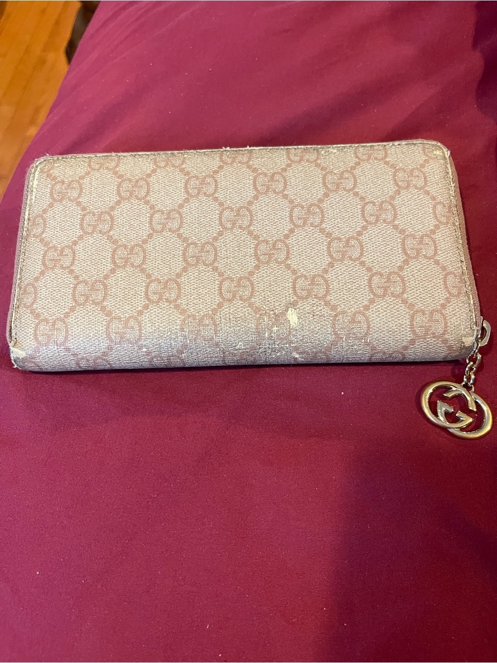 Gucci Beige GG Zip-Around Wallet with Gold Charm